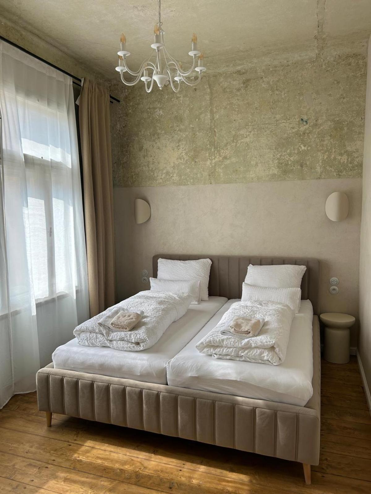 Apartment 1901 Apotheker